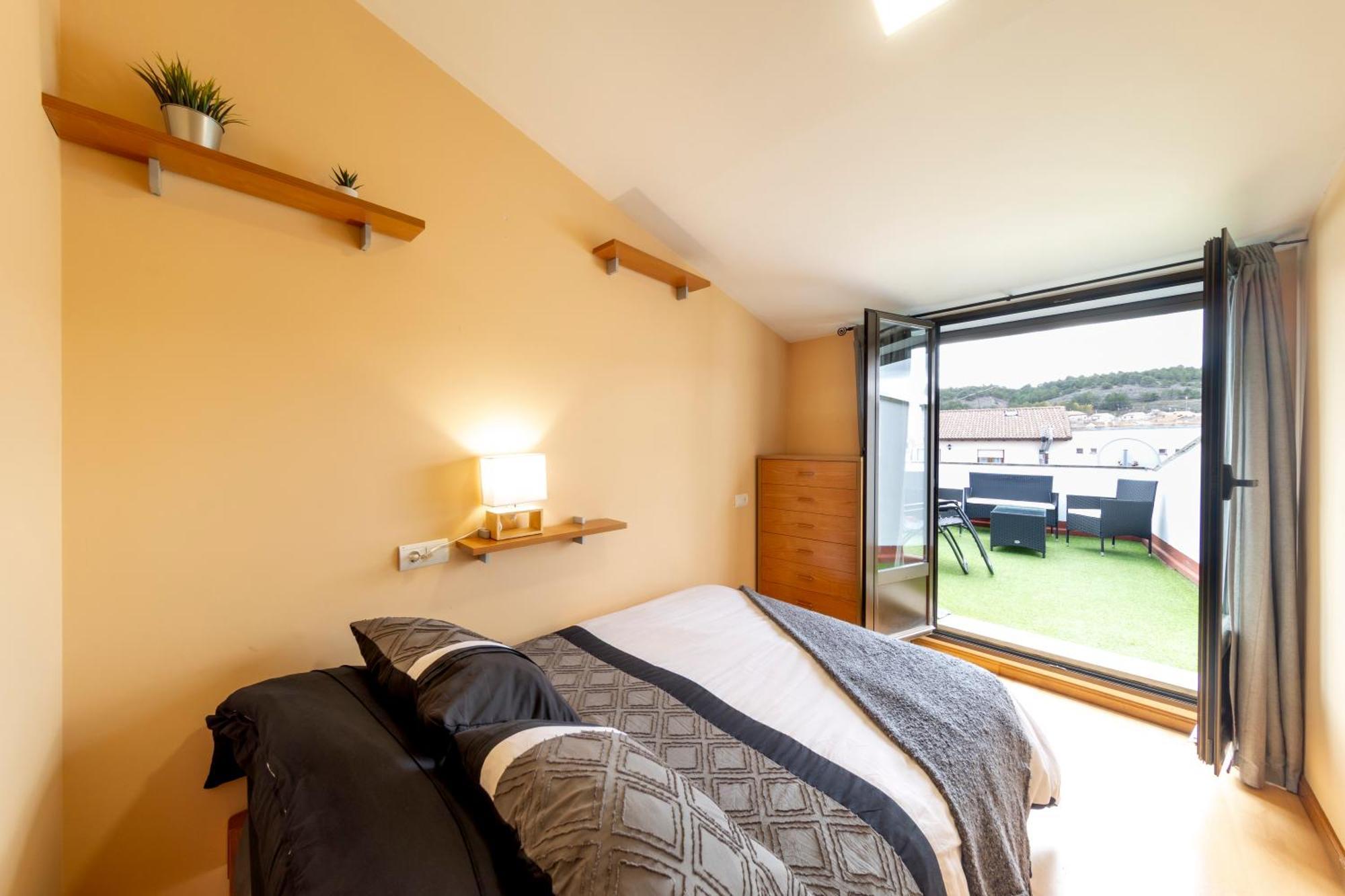 Atico Duplex Calle Mayor エル・ブルゴ・デ・オスマ エクステリア 写真